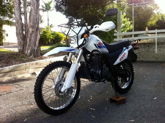 5 Gear Shifting 200cc Air Cooling Dirt Bike Motorcycle Dengan Kopling Manual