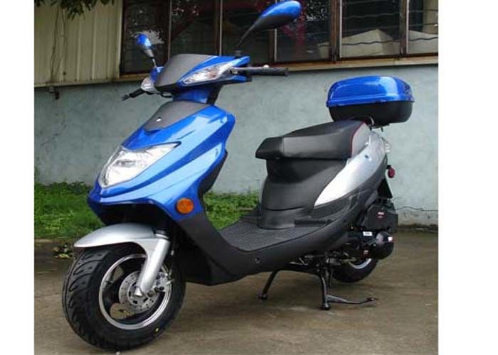 125cc Dewasa Motor Scooter 4 Stroke 1 Cylinder Aluminium Rim Empat Warna Dengan Kotak Belakang Besar