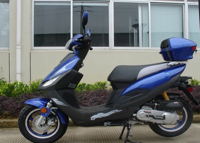 Aluminium Frame Scooter Motor Dewasa 12V 7A Biru 50cc Motor Scooter Dengan Headlight