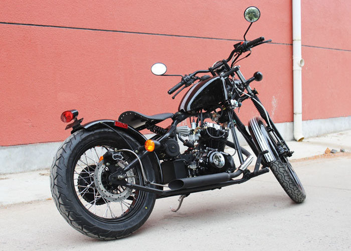 Sepeda Motor Gaya Bobber Bentuk Cerdas, 250 Sepeda Motor Bobber Dengan Perangkat Alat Gratis