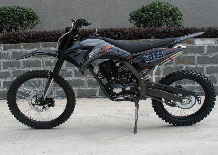 Apollo Style 250cc Dirt Bike Motorcycle Black Dengan Tangki Minyak 8L Transmisi Manual