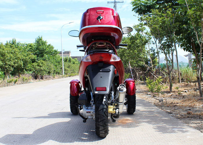 Air Cooled 50cc Dewasa Tri Wheel Motorcycle Single Cylinder 4 Stroke Dengan Kotak Belakang