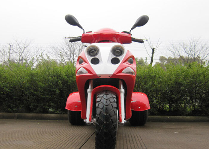 50cc Tri Wheel Motorcycle Air Cooled Single Cylinder SOHC Empat Tak Dengan Kotak Belakang Besar
