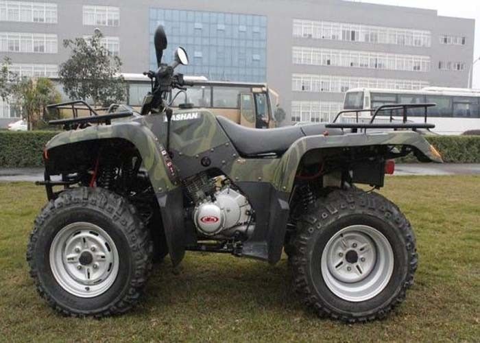 Kendaraan Utilitas Off Road ATV 400cc Quad Bike Mesin Besar dengan kemampuan Mendaki 30 derajat