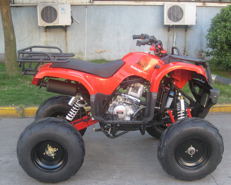 Air Didinginkan 4 Roda Semua Kendaraan Kendaraan ATV 150CC Dengan Chain Drive 3,9HP