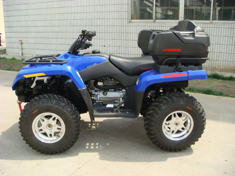 ATV Quad Bike 400cc 4 * 4F / R Independent Suspension Iron / Aluminium Rim Pergeseran Listrik