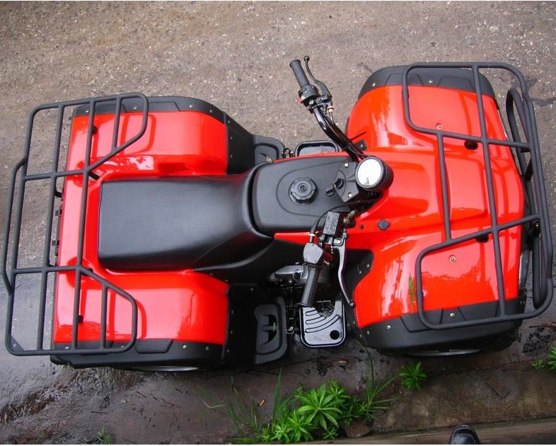 Sepeda Motor Utilitas Four Wheeler 250cc 4 Wheeler ATV Dengan Drive Ukuran Besar