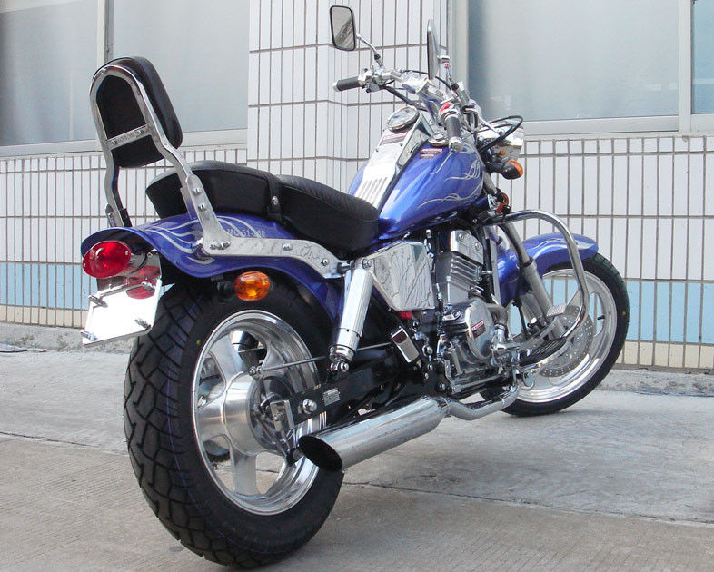 Air Didinginkan 250cc Motor Bertenaga Tinggi Sepeda Motor Belakang Drum Rem Listrik Cepat
