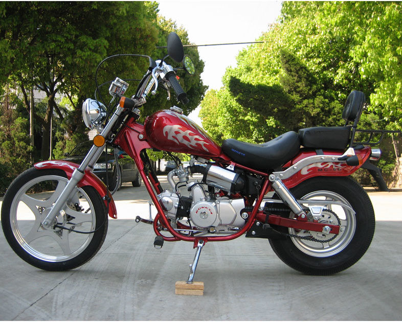 Sepeda Motor Bertenaga Tinggi 50cc Dengan 2 Kursi Air Cooled International Gear 4 Speed
