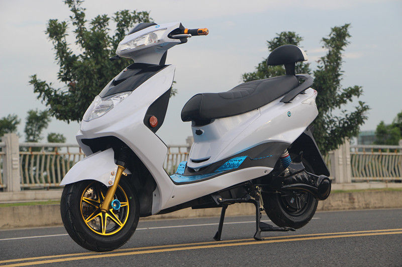 Baja Listrik Moped Bike 1500W Motor DC Brushless Dengan Baterai Asam Timbal 72V 20Ah