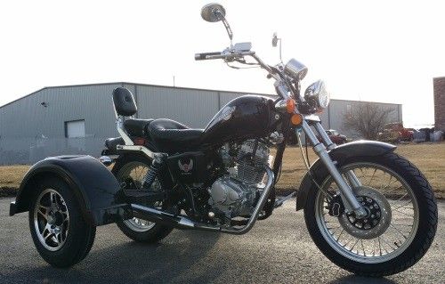 Skuter Trike 3 Roda Udara Didinginkan 250cc Dengan Silinder Tunggal, Sistem Pendinginan 4-Tak
