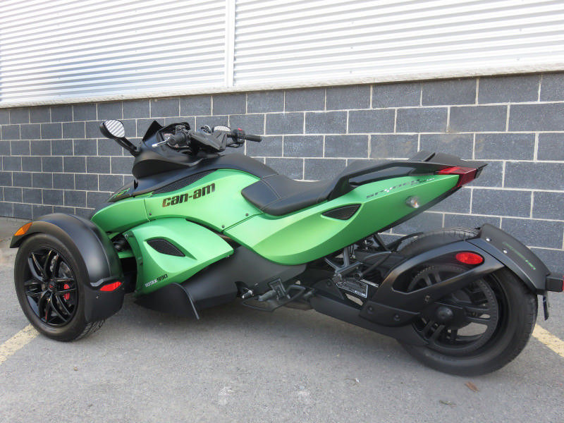 1000cc Can Am 3 Wheel Motorcycle, V - Twin 2 Motor Roda Depan Liquid Cooled
