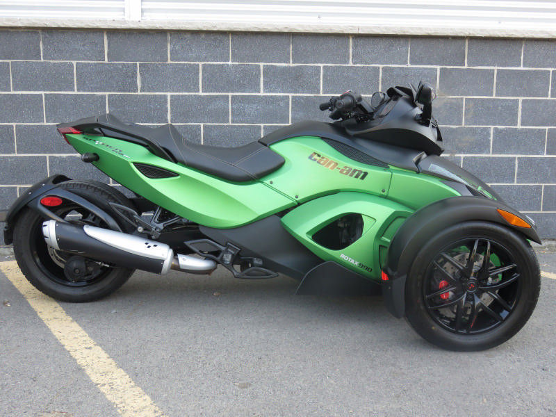 1000cc Can Am 3 Wheel Motorcycle, V - Twin 2 Motor Roda Depan Liquid Cooled