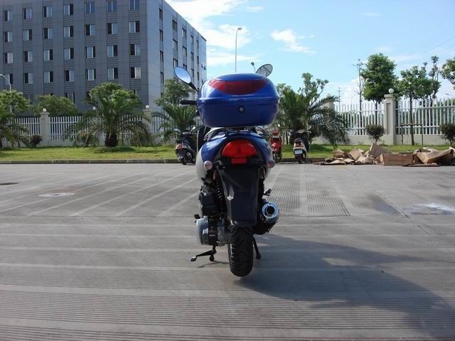 Skuter Mini 150cc Dengan Mesin Pendingin Udara Cvt Forced, Rem Drum Rem Belakang