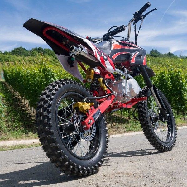 Sepeda Motor Ukuran Sedang 125cc Motor Listrik / Kick Start Dengan Manual Clutch
