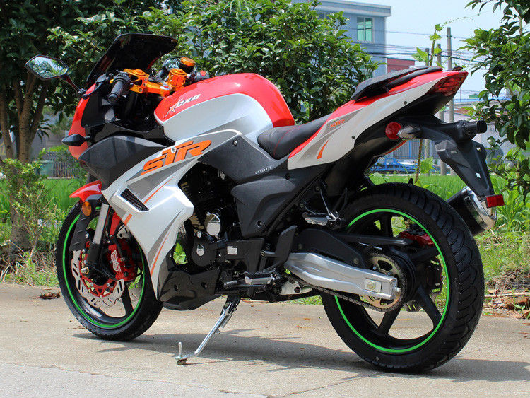 Single Cylinder 4 Stroke Air Cooled Motor Chopper 250cc Dengan Disc / Disc Brake
