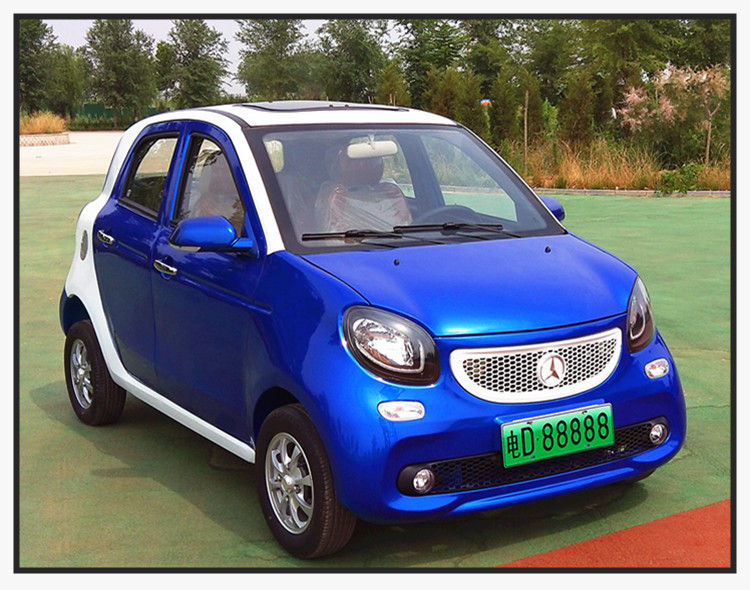 4 Kursi Keranjang Golf Bermotor 5kw Benz Smart Style 6v 220ah Dengan Rentang 180 Km