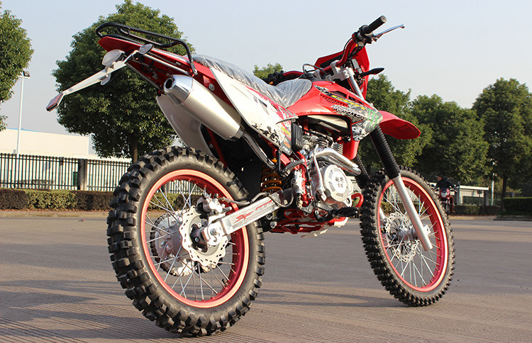 Lgnisi CDI Gas Powered Dirt Bikes 150cc Mini Tipe 150KG Memuat Berat